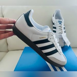 NEW Adidas Samba OG Retro Shoe Men's Size 5.5/Women's Size 6.5 White Sneakers